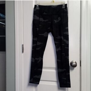 Athleta Black & Gray Women's S Camouflage Leggings Workout Yoga